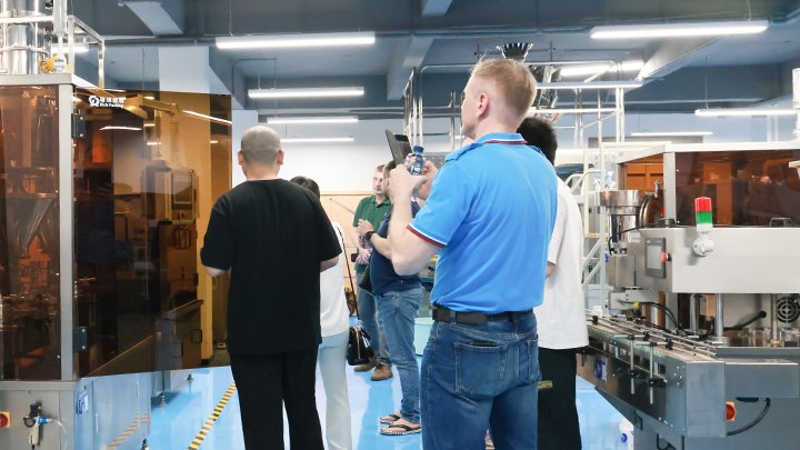 Vitamin powder filling machine