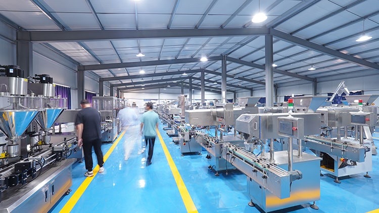 Fábrica de Jinlu Packing que muestra líneas de embotellado con conteo automatizado