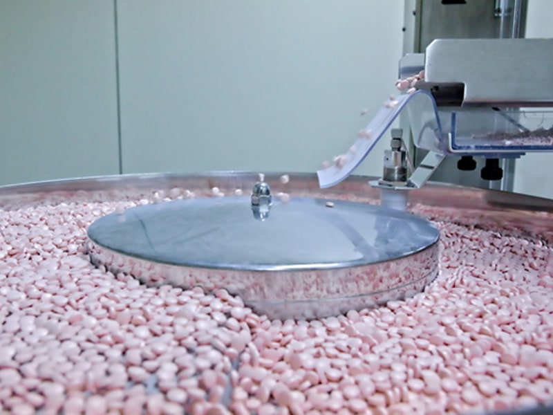 tablet ditangani setelah granulasi dan kompresi kering atau basah