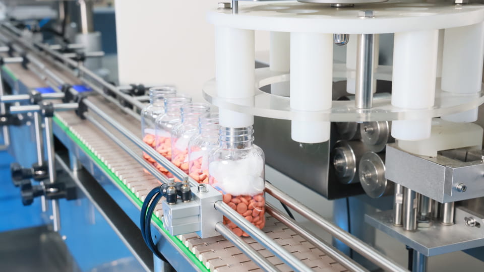 cotton inserter machine