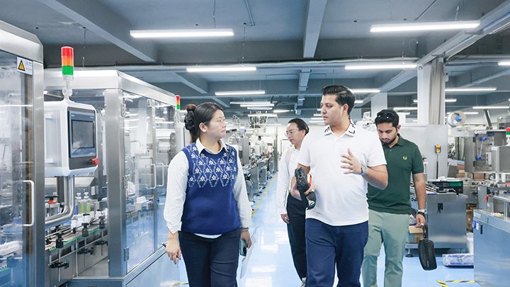 pill capping machine