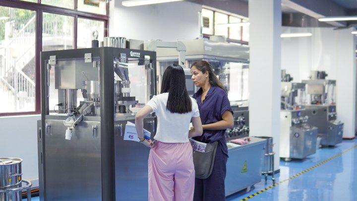 Mesin Kompresi Tablet