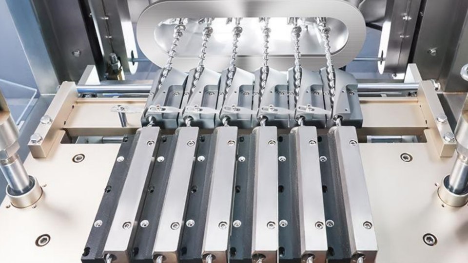 Jinlu Packing Multi-Lane Stick Pack Packaging Machine Full Servo Control and Long Screw Feeder