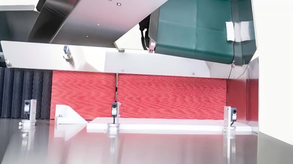 Matrix Multi-Stage Synchronous Feeding System