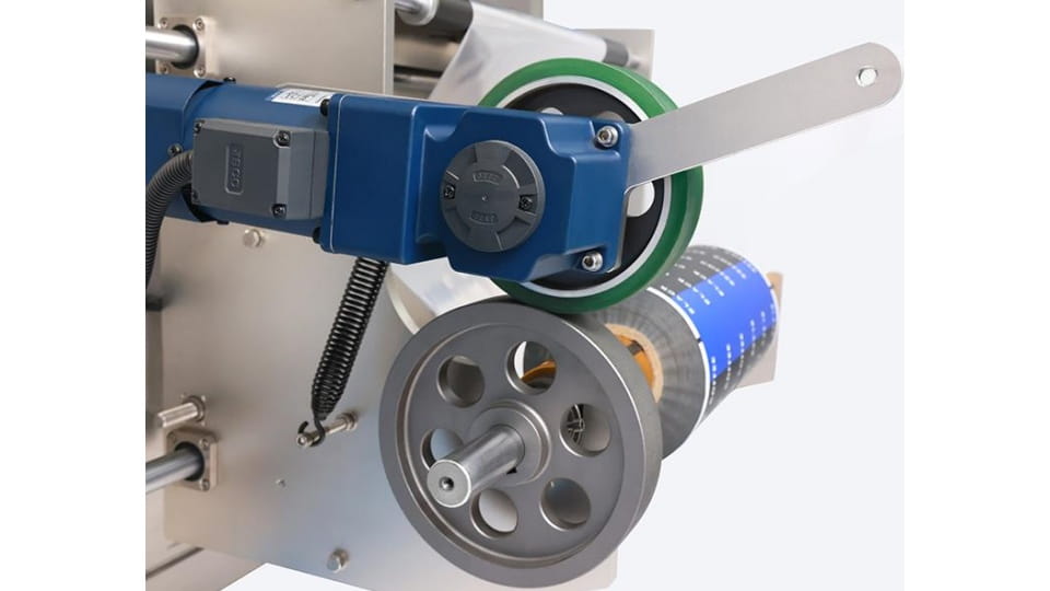 Servo Controlled Stick Pack Packing Machine
