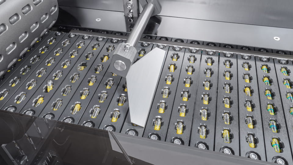 jinlu's NJY-330C capsule banding sealing workstation for liquid-filled capsules